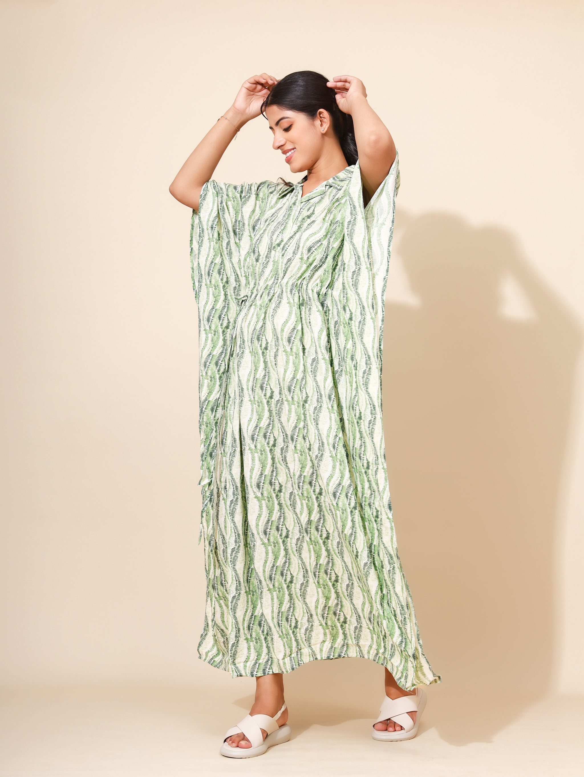 ROUND HEM KNITTED KAFTAN WITHNECKBAND NOUVEEU NIGHTS