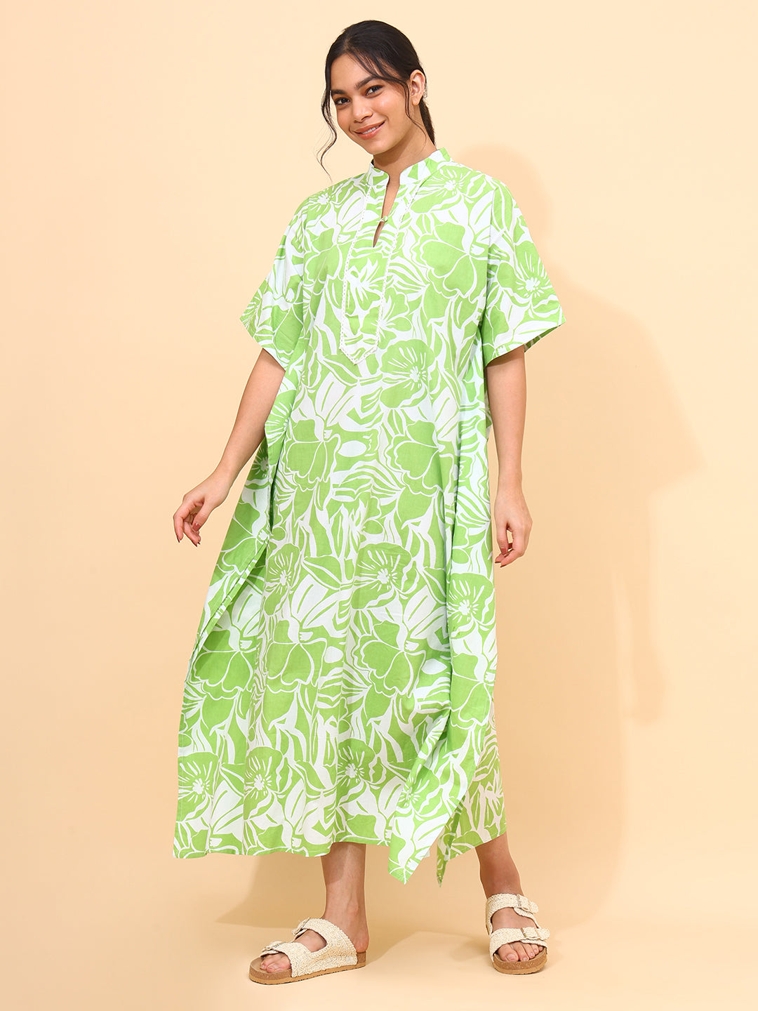 TROPICAL BLOOM